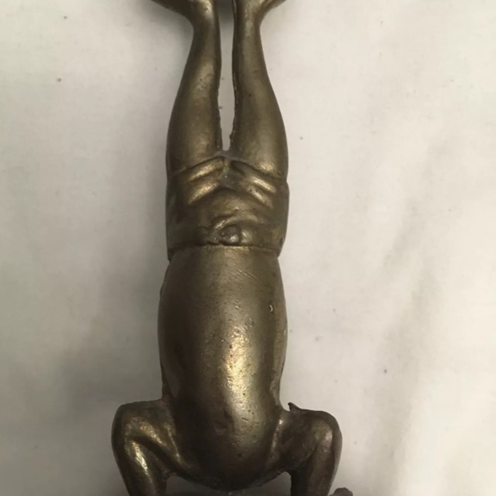 ARTHUR COURT Frog Brass & Wood Candle Holder - Picture 4 of 6